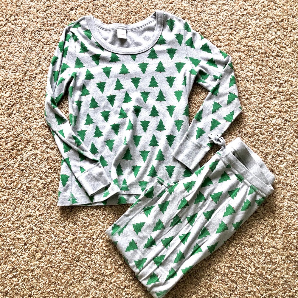 Hanna Andersson Womens matching tree pajama set